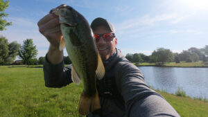 illinois bass fishing largemouth f4 rig aj hauser