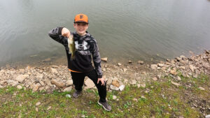 illinois city lake fishing strike king ocho bobber liam