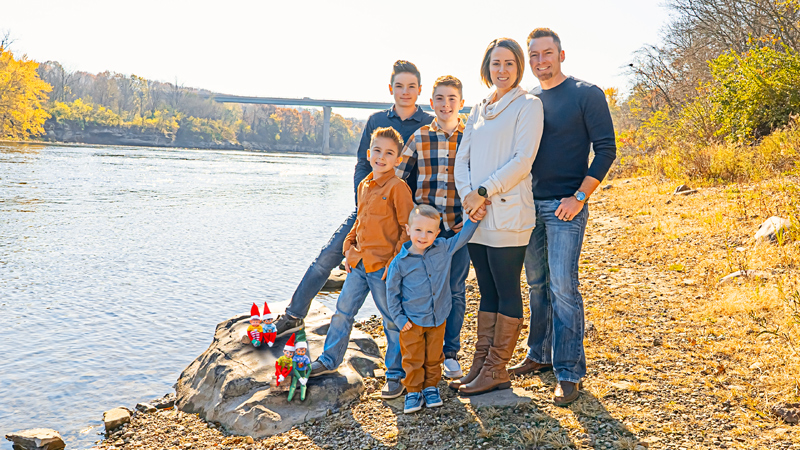 merry christmas from the hausers family photo river Jen AJ Kids