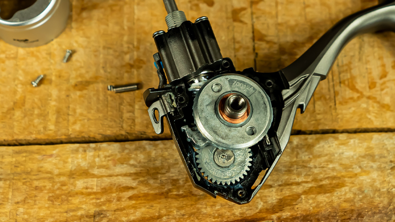 How to Oil a Spinning Reel Tutorial Maintenance Lews Lew's