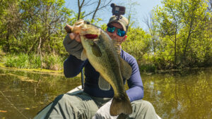canal fishing illinois midwest aj hauser minimalist fisherman kayak largemouth tube